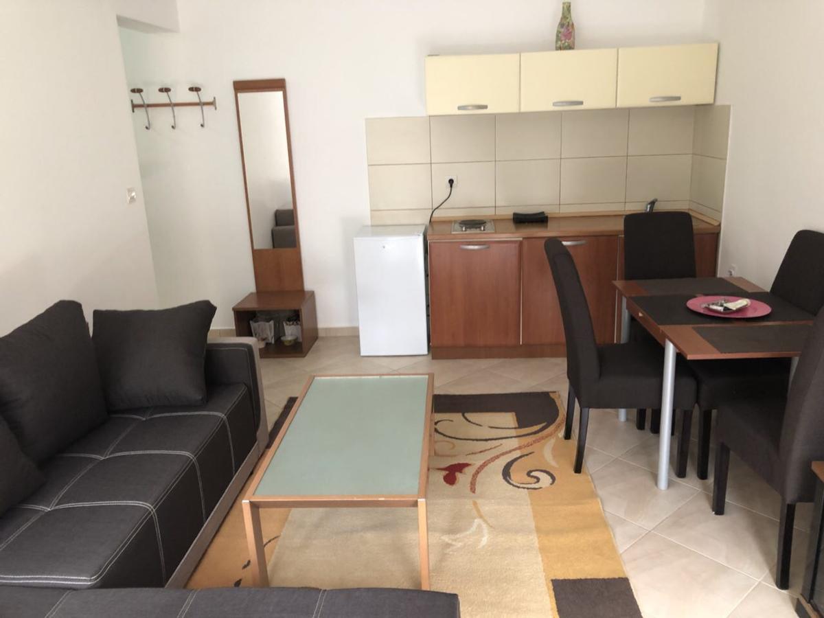 Petrovac Apartments Ivan מראה חיצוני תמונה